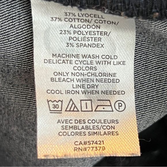 Ann Taylor Factory Size Medium Dark Blue Denim Wash Shorts w/Mock Front … - Picture 6 of 6